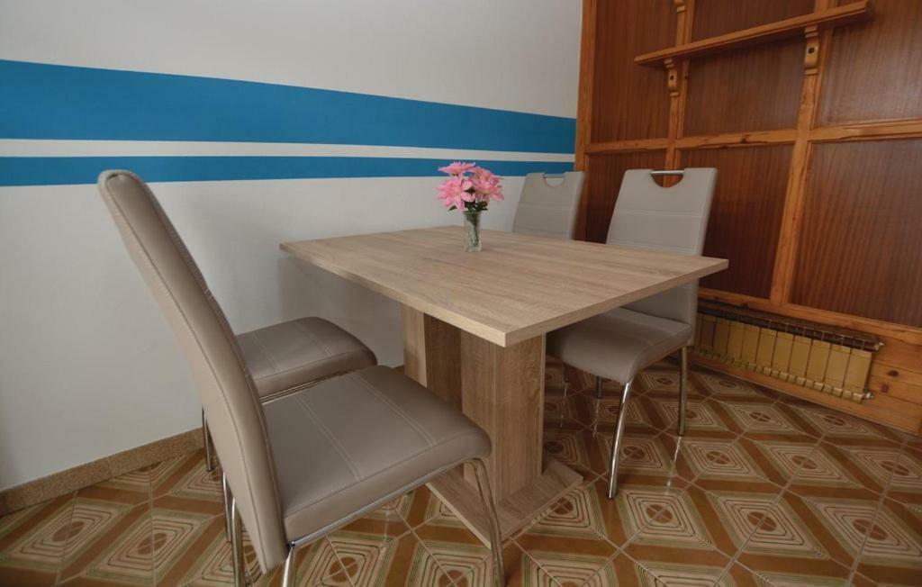 Apartmán Apartmaji In Vinogradnistvo Klobas Sečovlje Exteriér fotografie